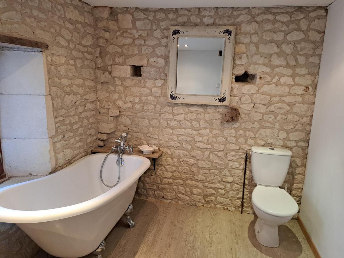 Le Moulin Etourneau - 3 Gites Avec 2 Piscines Champagnac  Eksteriør bilde