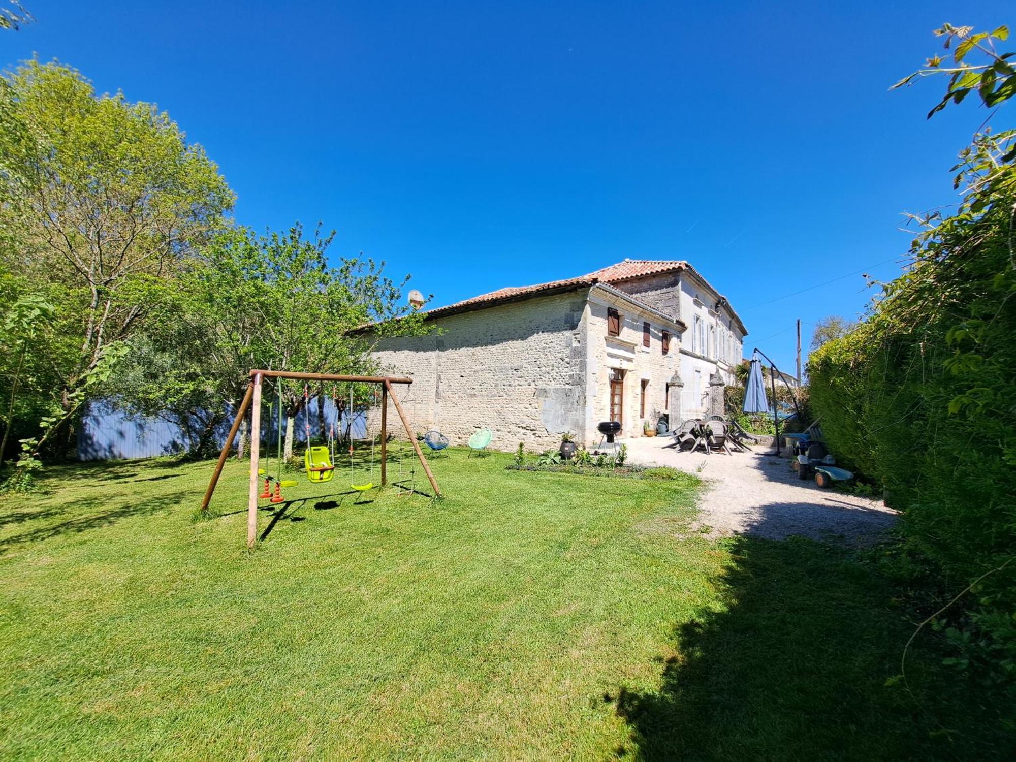 Le Moulin Etourneau - 3 Gites Avec 2 Piscines Champagnac  Eksteriør bilde